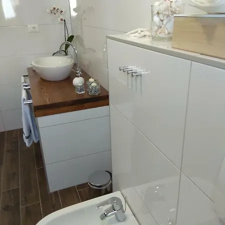 Kuca Za Odmor Desire Villa Tribunj (Sibenik-Knin)